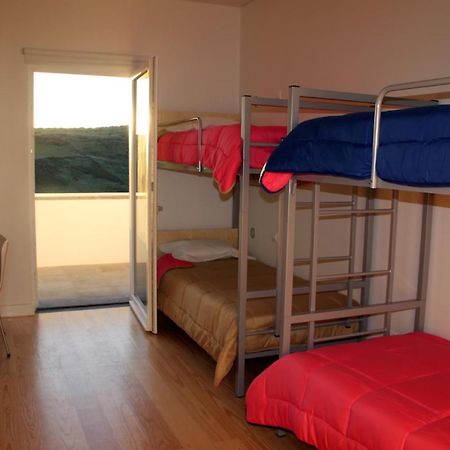 Azores Youth Hostels - Santa Maria 波尔图镇 外观 照片